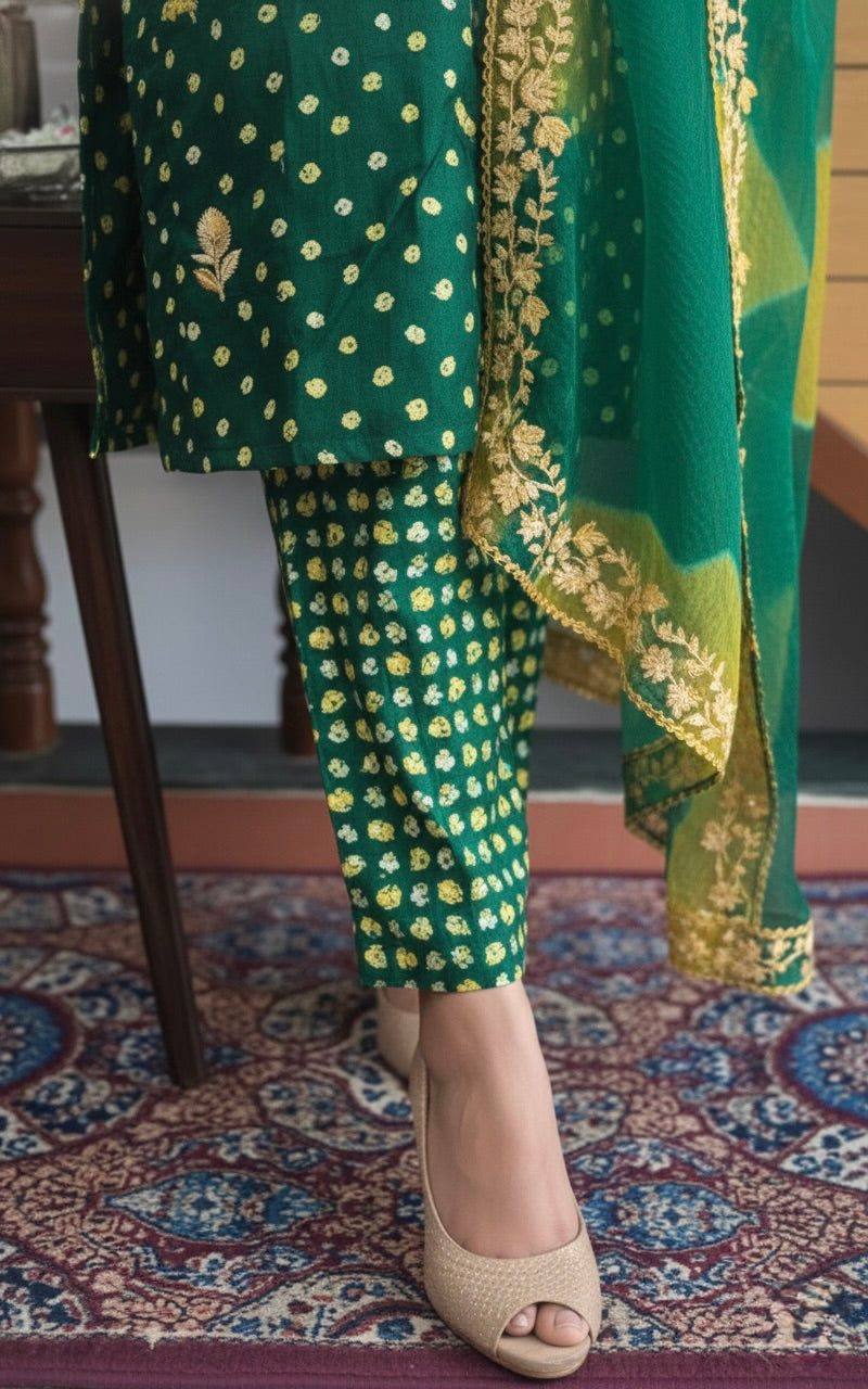 Bandhani Printed Kurta Set with Resham Zardozi Work