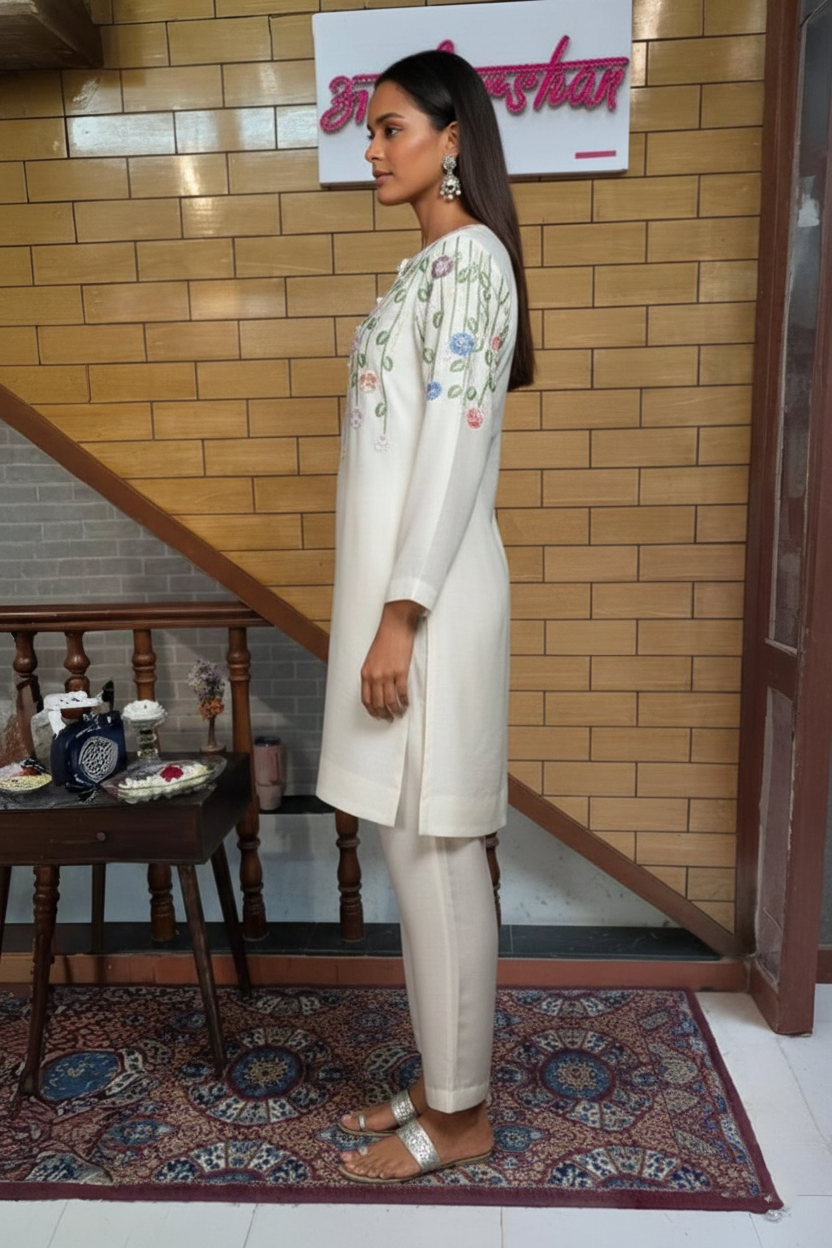 Ivory Silk Kurta Set with Multicolour Floral Thread Embroidery