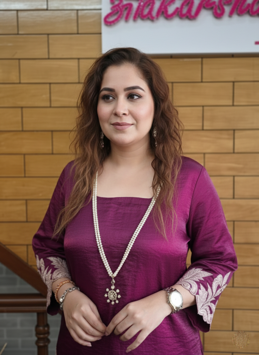 Elegant Tissue Silk Suit with Intricate Appliqué Work