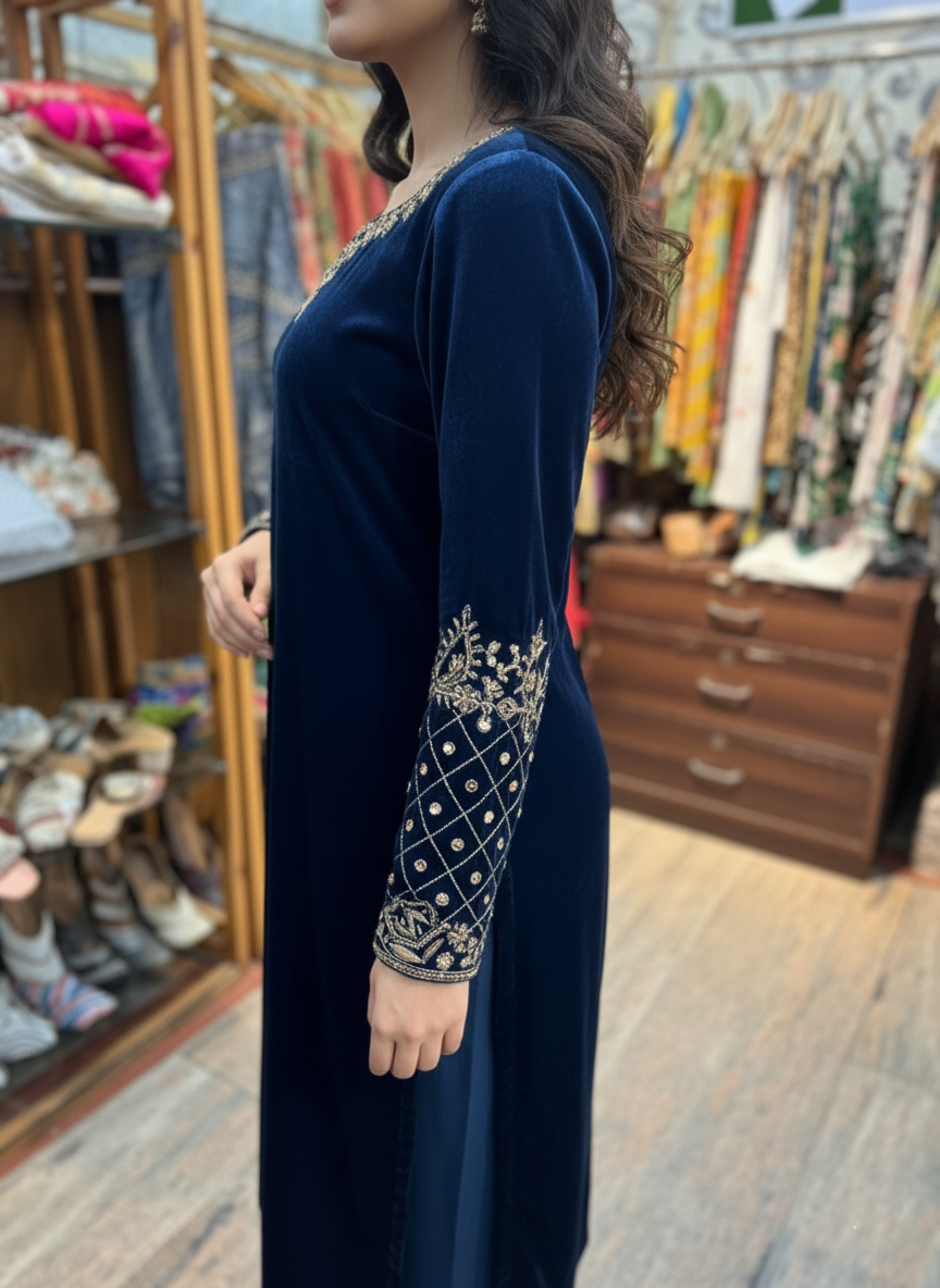 Velvet Pant Suit with Luxurious Zardozi Embroidery