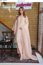 Blush Pink Embroidered Kurta Set with Scalloped Dupatta & Straight Pants