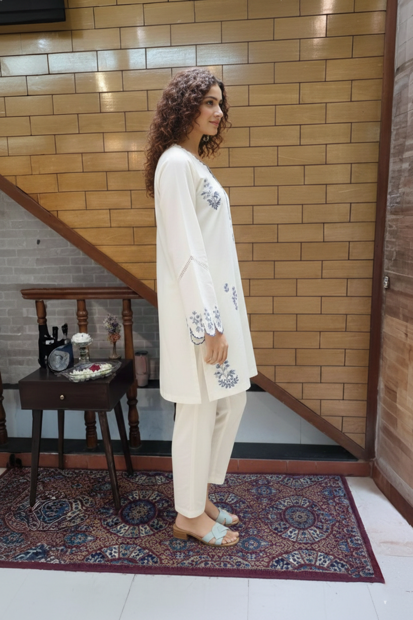 Ivory Embroidered Kurta with Scalloped Bell Sleeves & Straight Pants Set