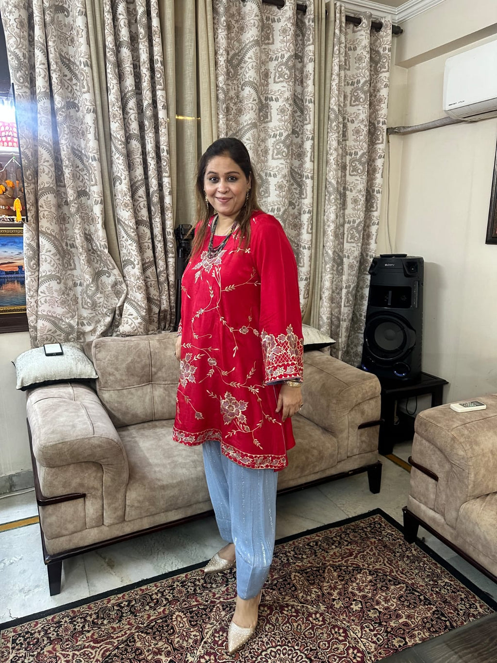 Luxurious Silk Ensemble Featuring Detailed Resham Embroidery